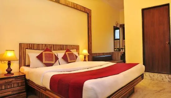 Revels Plum Bed & Breakfast New Delhi